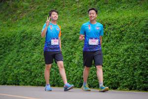 BIB: 012, 8212, 8211
                            <button type="button" onclick="openModal(18889668)" class="btn btn-primary btn-sm float-right btn-popup" data-toggle="modal" data-target=".modal-high-quality">
                        <i class="fas fa-shopping-cart"></i> Add to Cart
                    </button>
                                            <button type="button" onclick="isThisMe(18889668, true)" class="btn btn-success btn-sm float-right btn-popup btn-isme hidden" data-toggle="tooltip" data-placement="bottom" title="นี่คือรูปของคุณใช่ไหม คลิกที่นี่เพื่อเอาเข้าอัลบั้ม">
                        <i class="fas fa-plus"></i> Add to album
                    </button>
                    <button type="button" onclick="isThisMe(18889668, false)" class="btn btn-warning btn-sm float-right btn-popup btn-isnotme hidden">
                        <i class="fas fa-ban"></i> Remove from album
                    </button>